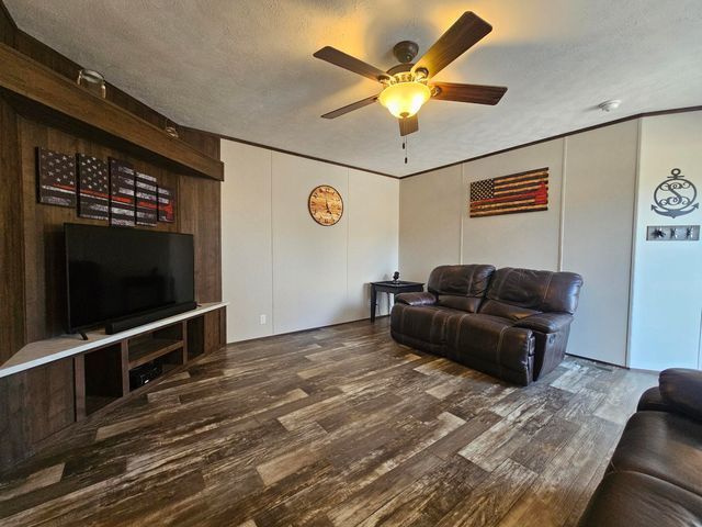 23 Forest View Road, London, KY 40744