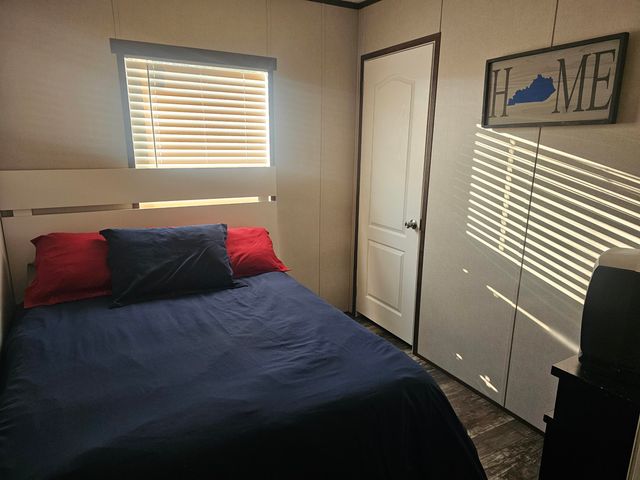 23 Forest View Road, London, KY 40744