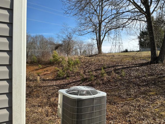 23 Forest View Road, London, KY 40744