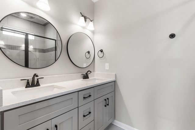 1244 Mourning Cloak Dr, Clarksville, TN 37043