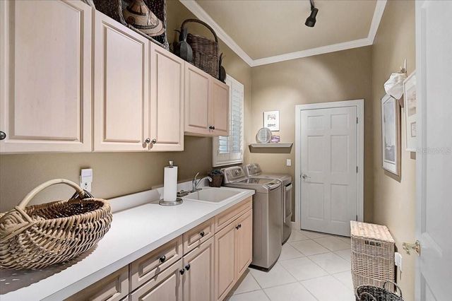 448 E MACEWEN DRIVE, Osprey, FL 34229