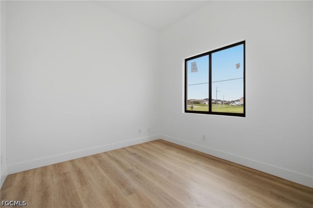 Image 17 of property listing at 3106 NW 14th TER, Cape Coral, FL 33993