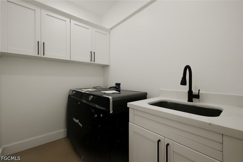 Image 30 of property listing at 3106 NW 14th TER, Cape Coral, FL 33993