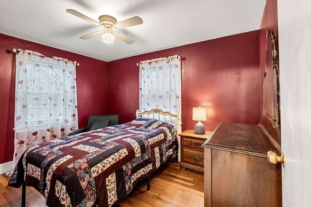 22 Bolton Street, Reading, MA 01867