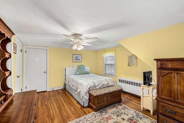 22 Bolton Street, Reading, MA 01867