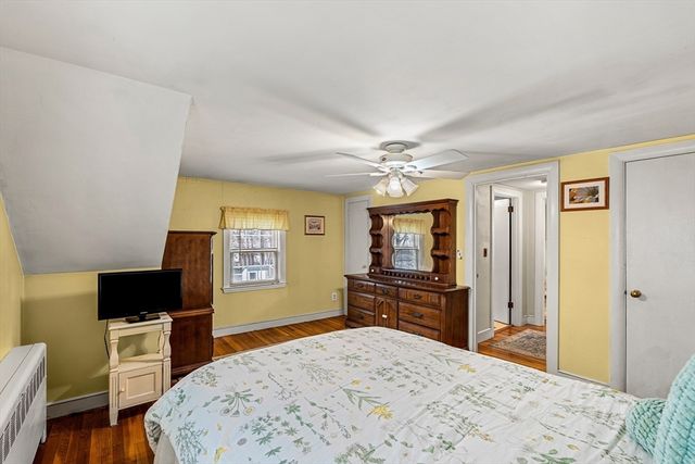 22 Bolton Street, Reading, MA 01867