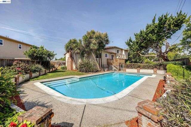 35924 Nicolet Ct, Fremont, CA 94536