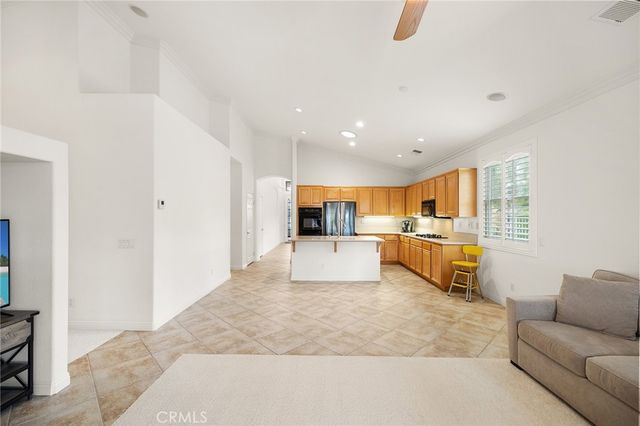 39996 Via Tiama, Murrieta, CA 92562