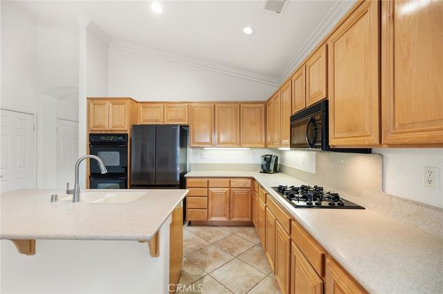 39996 Via Tiama, Murrieta, CA 92562