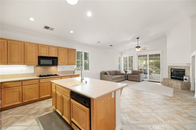 39996 Via Tiama, Murrieta, CA 92562