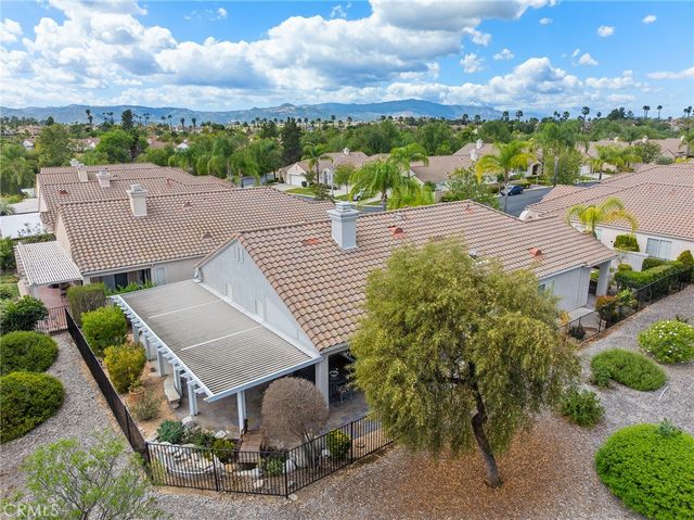 39996 Via Tiama, Murrieta, CA 92562