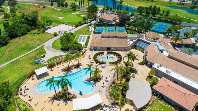 39996 Via Tiama, Murrieta, CA 92562