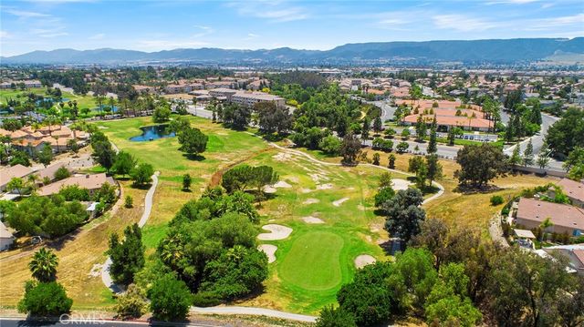 39996 Via Tiama, Murrieta, CA 92562