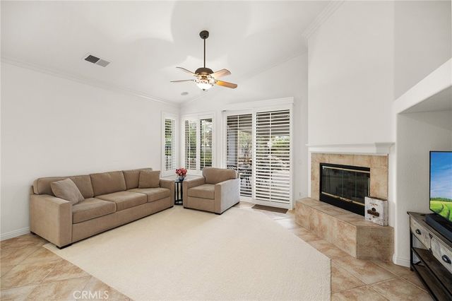 39996 Via Tiama, Murrieta, CA 92562