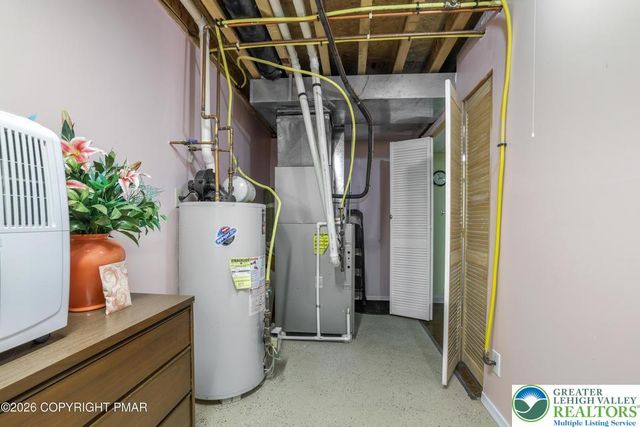 7235 Blushingwood Grove, Stroud Twp, PA 18301