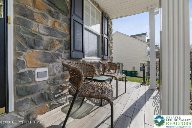 7235 Blushingwood Grove, Stroud Twp, PA 18301