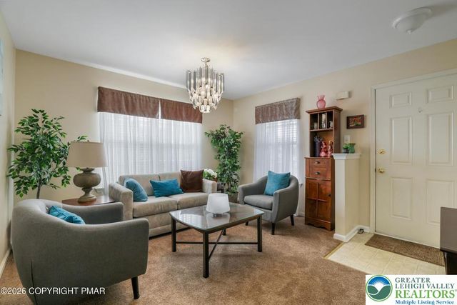 7235 Blushingwood Grove, Stroud Twp, PA 18301