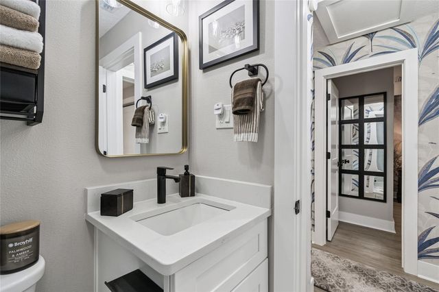 3235 57TH STREET N, St Petersburg, FL 33710