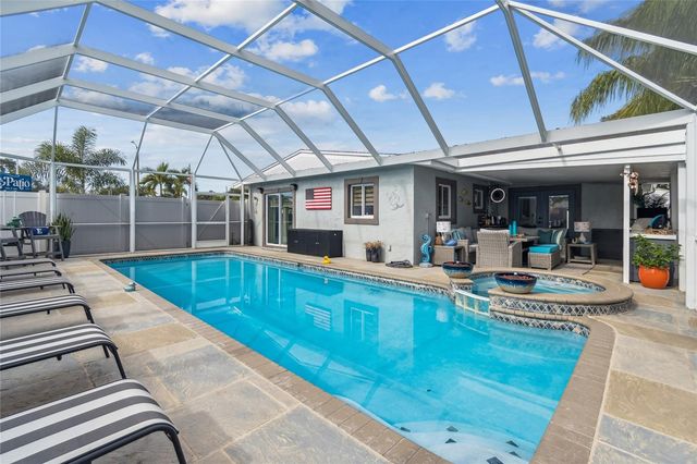 3235 57TH STREET N, St Petersburg, FL 33710