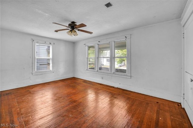 132 Irondale Street, Elyria, OH 44035