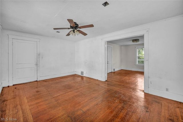 132 Irondale Street, Elyria, OH 44035