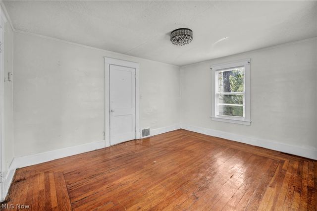132 Irondale Street, Elyria, OH 44035