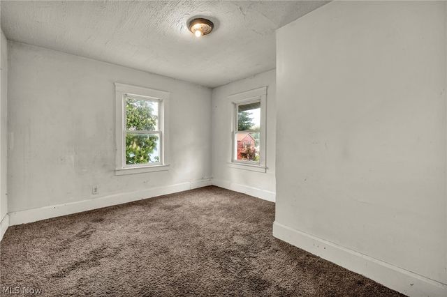 132 Irondale Street, Elyria, OH 44035