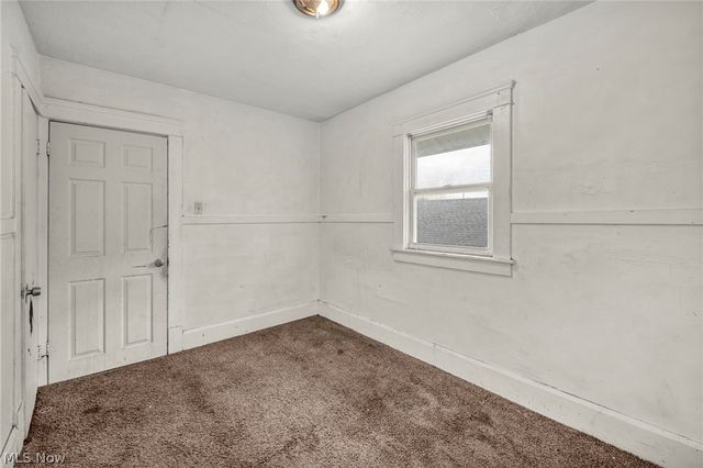 132 Irondale Street, Elyria, OH 44035