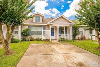8124 Heirloom Dr, Pensacola, FL 32514