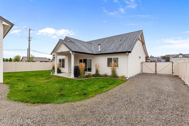 2005 E Mykal CT, Post Falls, ID 83854