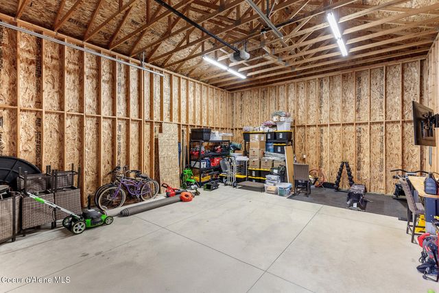 2005 E Mykal CT, Post Falls, ID 83854