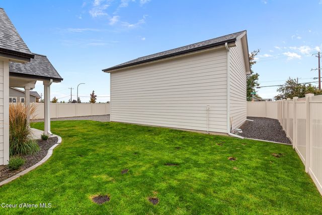 2005 E Mykal CT, Post Falls, ID 83854