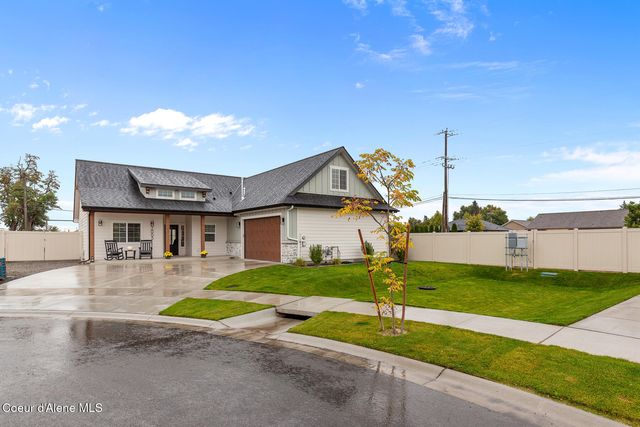 2005 E Mykal CT, Post Falls, ID 83854