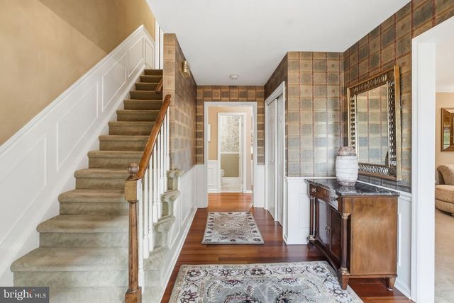 525 BEAUMONT CIR, West Chester, PA 19380