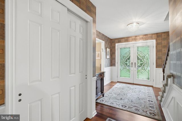 525 BEAUMONT CIR, West Chester, PA 19380