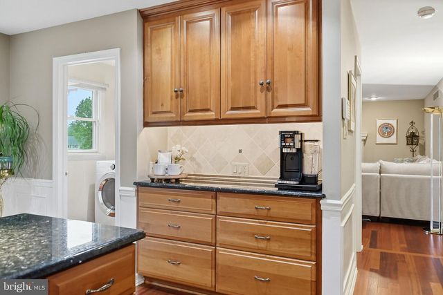 525 BEAUMONT CIR, West Chester, PA 19380