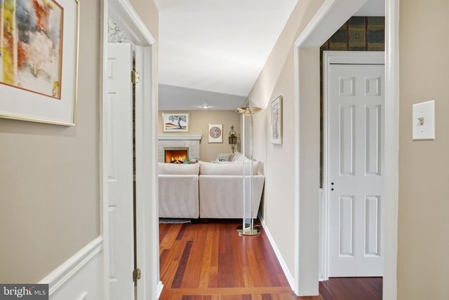 525 BEAUMONT CIR, West Chester, PA 19380