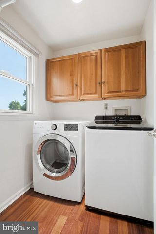 525 BEAUMONT CIR, West Chester, PA 19380