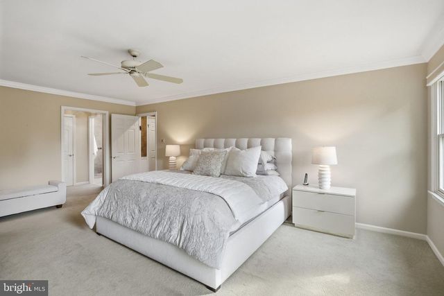 525 BEAUMONT CIR, West Chester, PA 19380