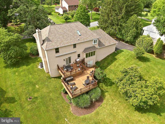 525 BEAUMONT CIR, West Chester, PA 19380