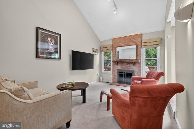 10139 CRESTBERRY PL, Bethesda, MD 20817