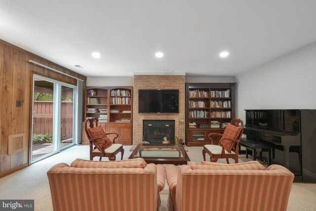 10139 CRESTBERRY PL, Bethesda, MD 20817