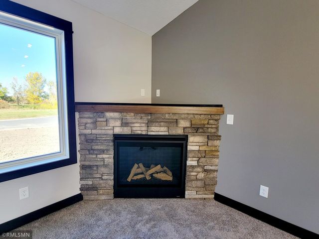 320 Falcon Run, Eagle Lake, MN 56024