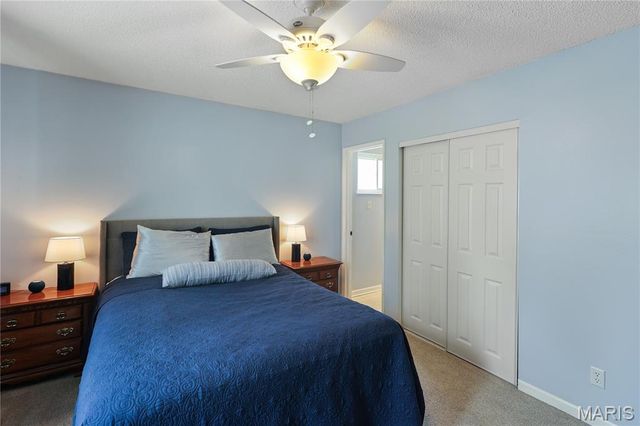 722 Watersedge Drive, Florissant, MO 63034