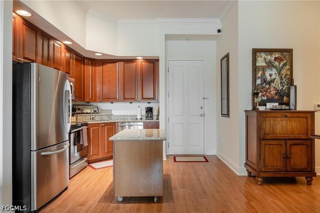2825 Palm Beach BLVD 703, Fort Myers, FL 33916