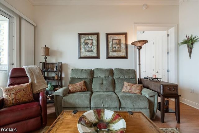 2825 Palm Beach BLVD 703, Fort Myers, FL 33916