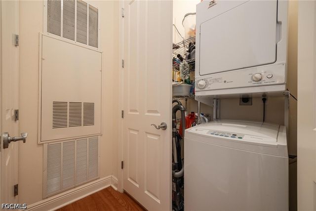 2825 Palm Beach BLVD 703, Fort Myers, FL 33916