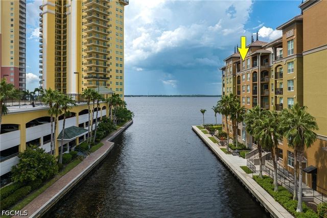 2825 Palm Beach BLVD 703, Fort Myers, FL 33916