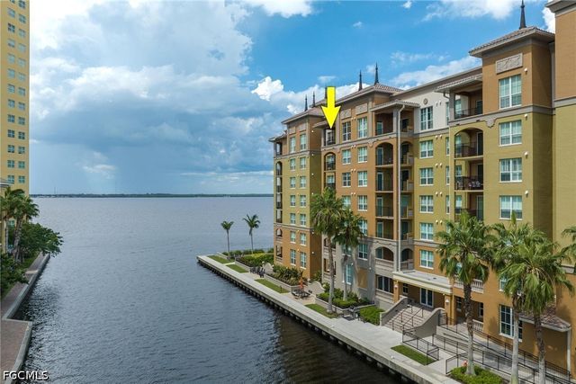 2825 Palm Beach BLVD 703, Fort Myers, FL 33916