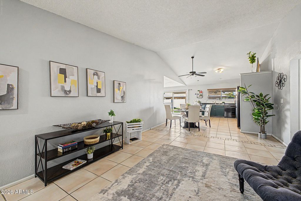 4860 E CAPISTRANO Avenue, Phoenix, AZ 85044 — photo 5